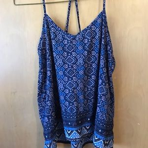 Patterned flowy tank top